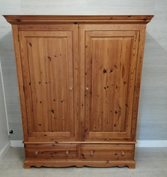 [HF14771] LARGE SOLID PINE DOUBLE WARDROBE with drawers