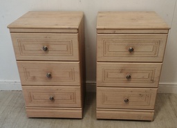 [HF15135] pair ALSTONS ‘OYSTER BAY’ THREE DRAWER BEDSIDE CHESTs