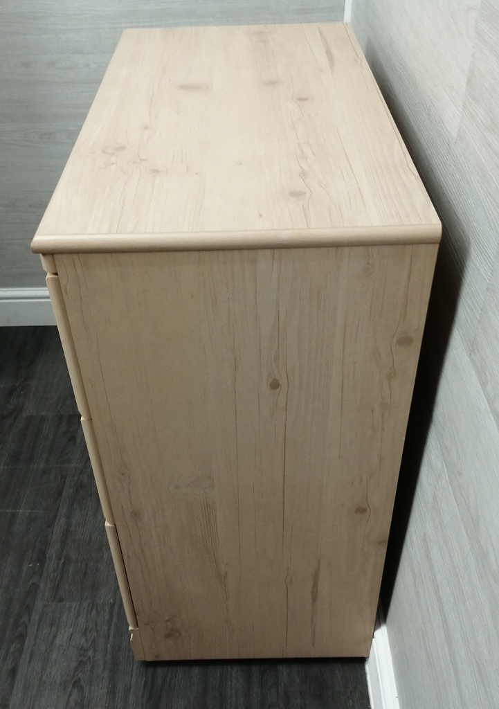 ALSTONS ‘Oyster Bay’ three Drawer Chest