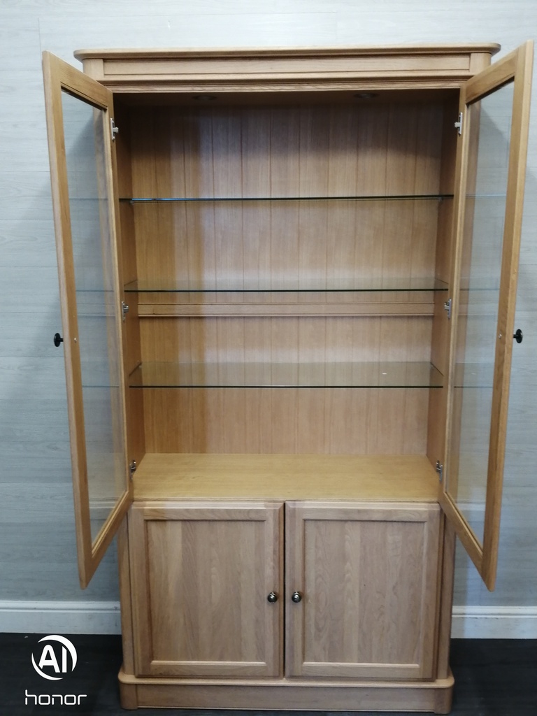 OAK GLAZED FRONTED DISPLAY UNIT WITH CUPBOARD