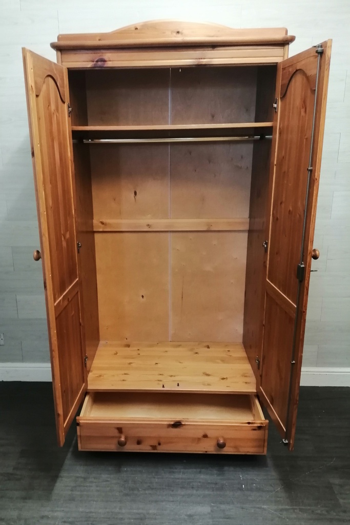 Double pine wardrobe with drawer