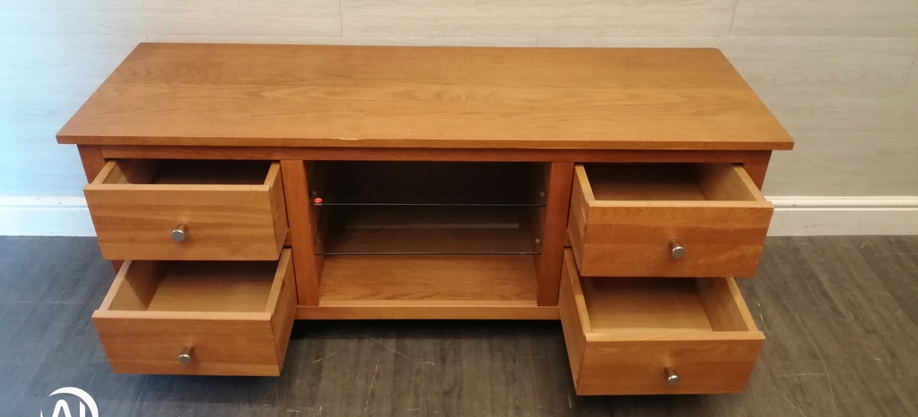 Quality oak TV unit