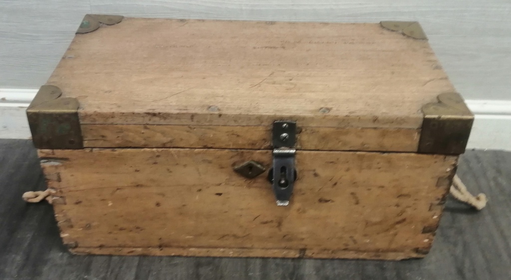 LOVELY NEAT OLD PINE  BOX