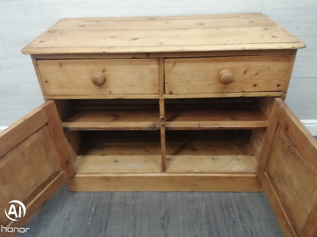 Lovely Old Pine Sideboard
