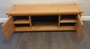 QUALITY OAK TV BENCH/STAND