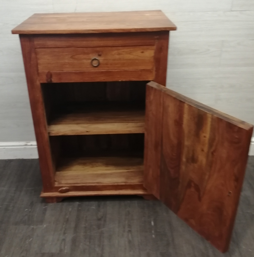 SOLID HARDWOOD SIDEBOARD /CUPBOARD