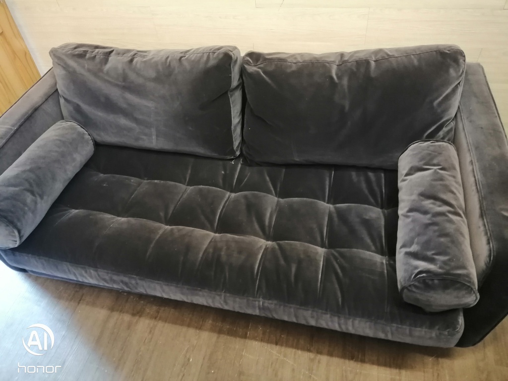 LOVELY BLUE VELVET STYLE SOFA