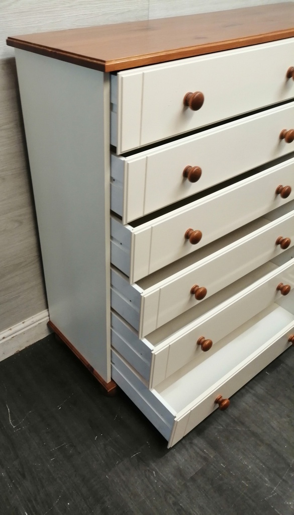 SHAKER STYLE CREAM CHEST OF 12 DRAWERS