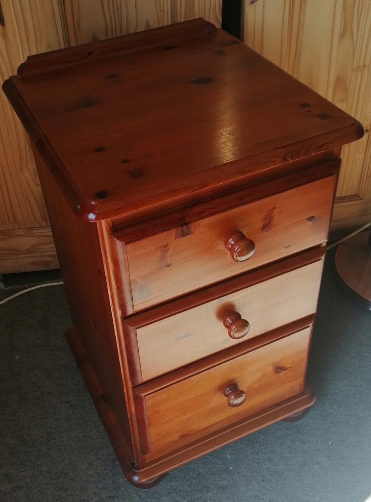 Quality solid pine three drawer bedside chest