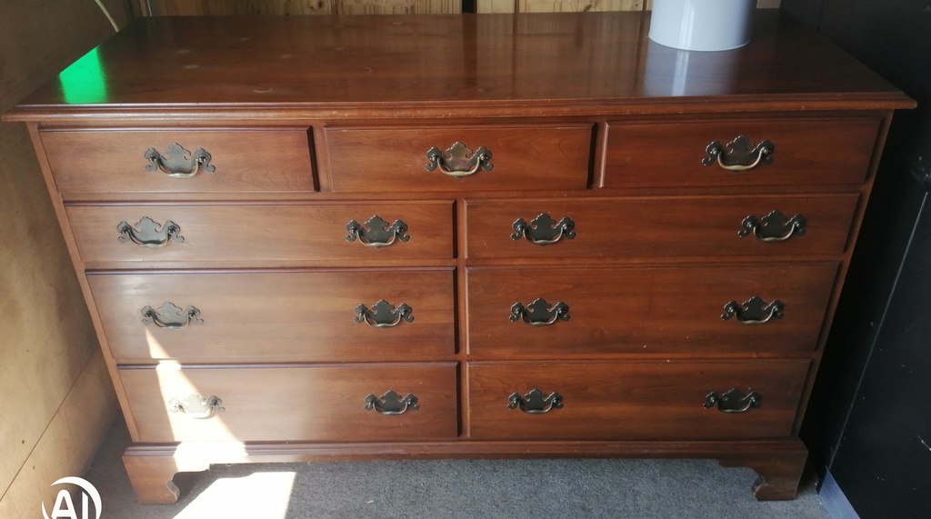 LARGE 9 DRAWER MERCHANT STYLE CHEST