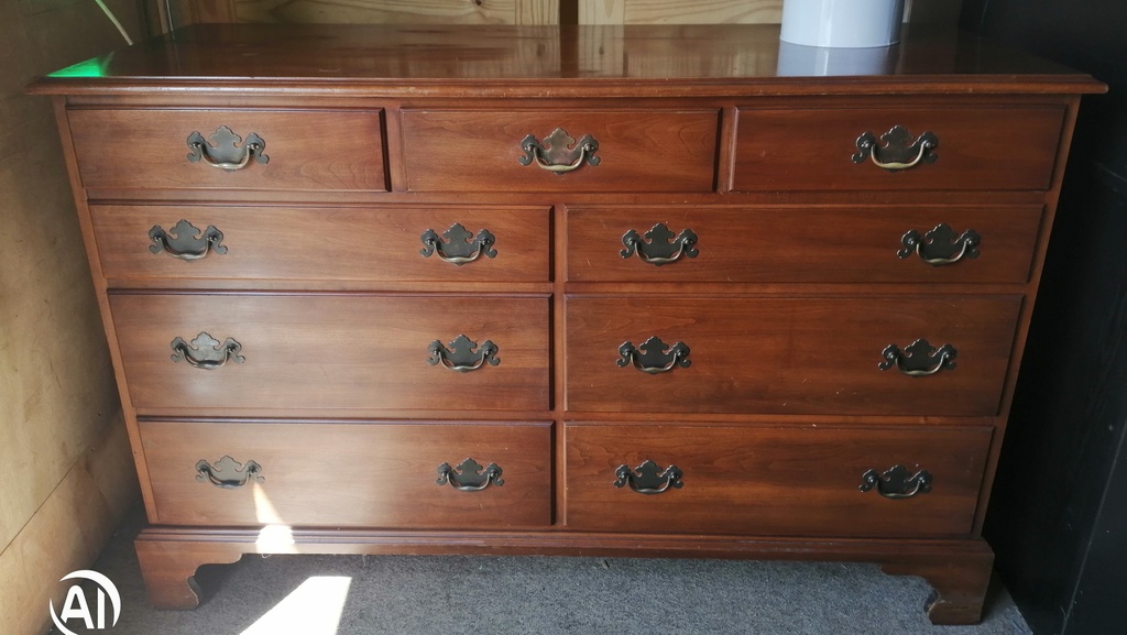 LARGE 9 DRAWER MERCHANT STYLE CHEST
