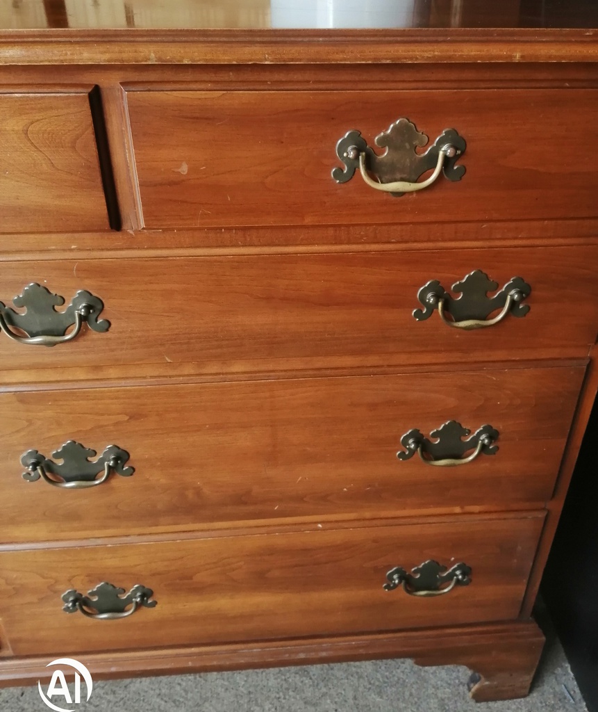 LARGE 9 DRAWER MERCHANT STYLE CHEST