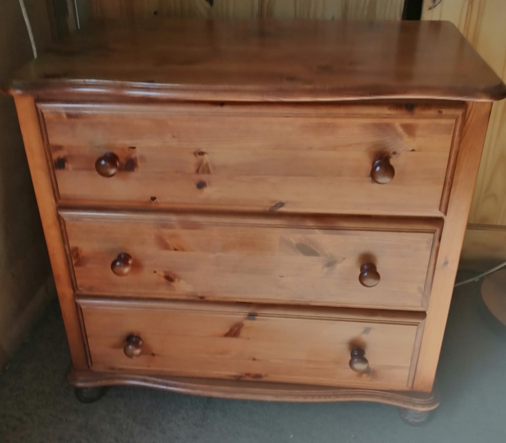PINE THREE DRAWER CHEST