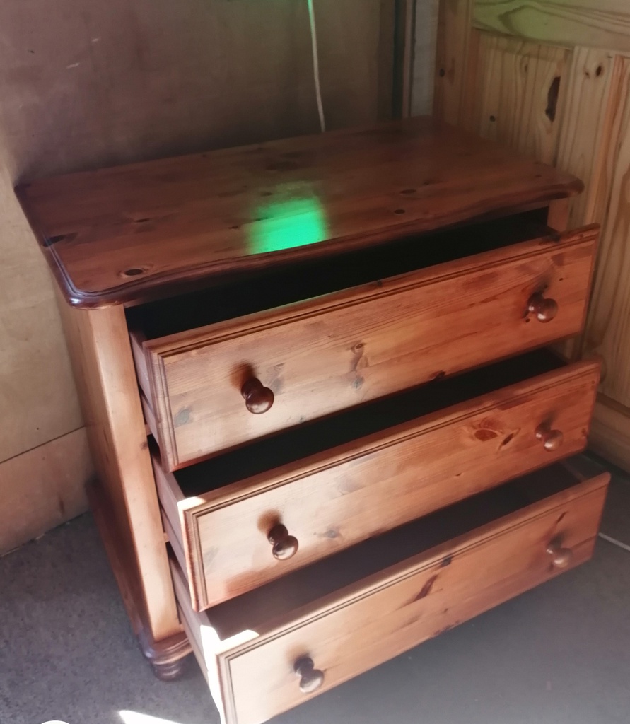 PINE THREE DRAWER CHEST