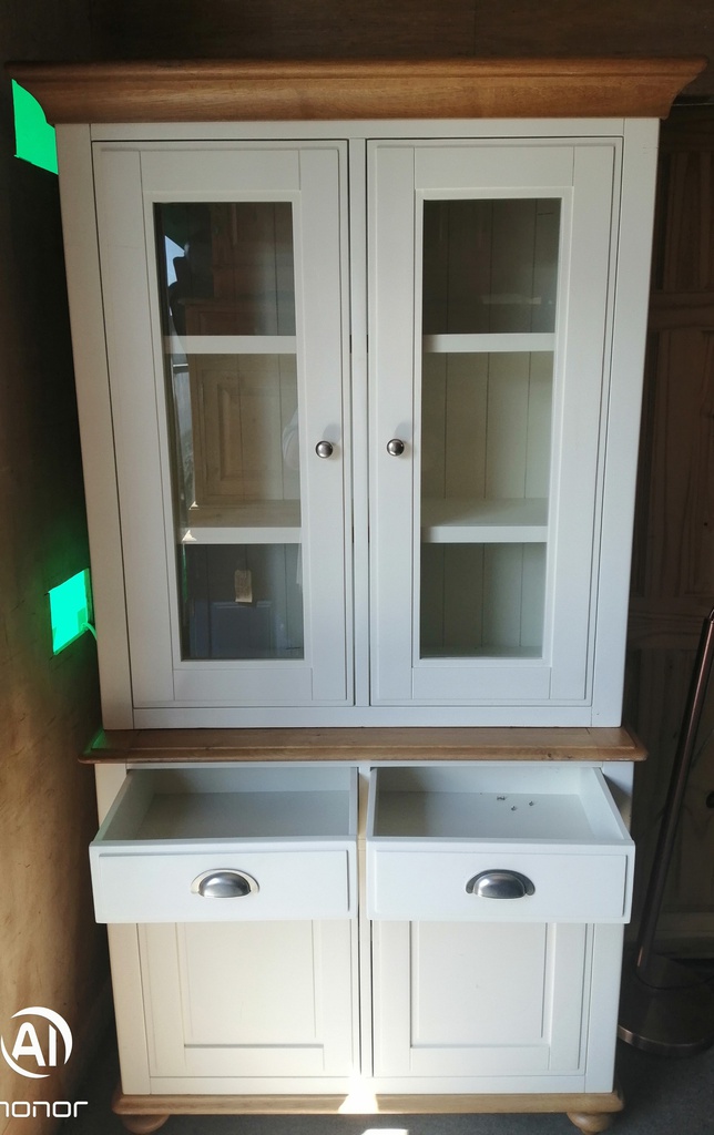 Lovely Shaker Style Cream Dresser