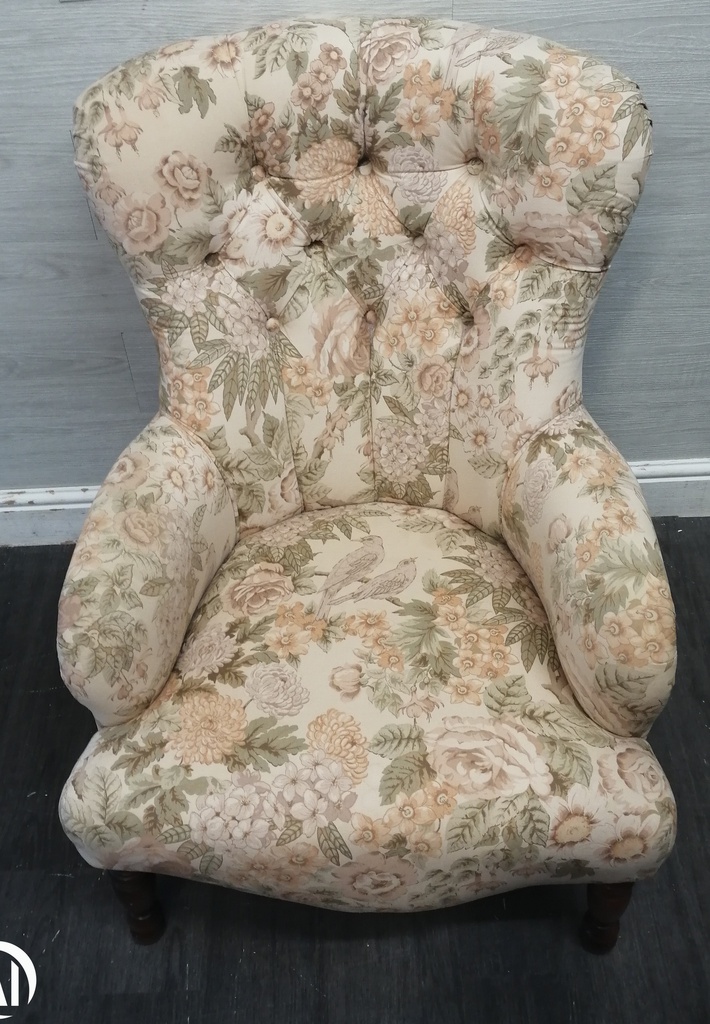 LOVELY BIRD PRINT BEDROOM CHAIR