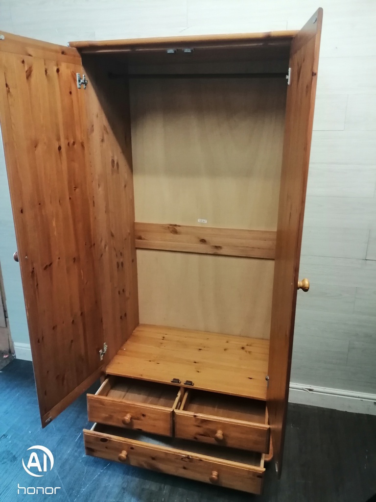 Double pine wardrobe with drawers