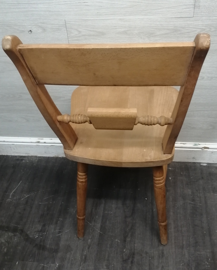 QUALITY SET OF SIX BAR BACK DINING CHAIRS