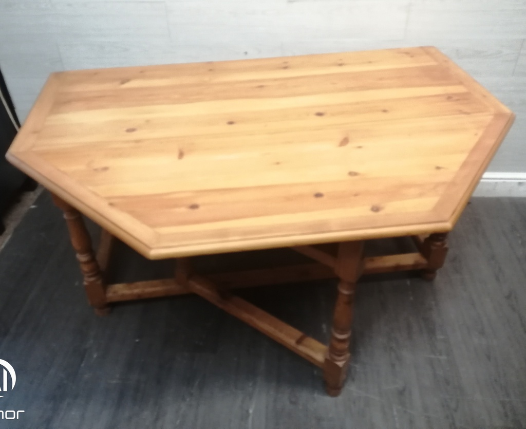 Large solid pine gate leg dining table