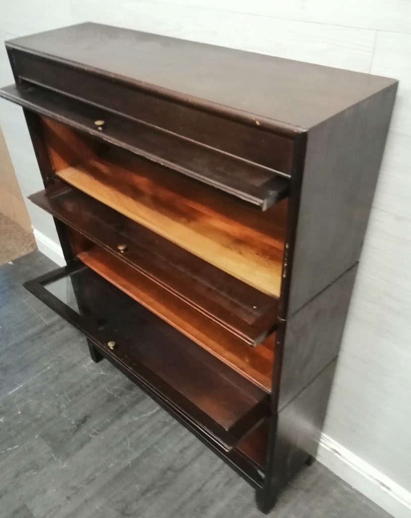 VINTAGE GLOBE WERNICKE  BOOKCASE