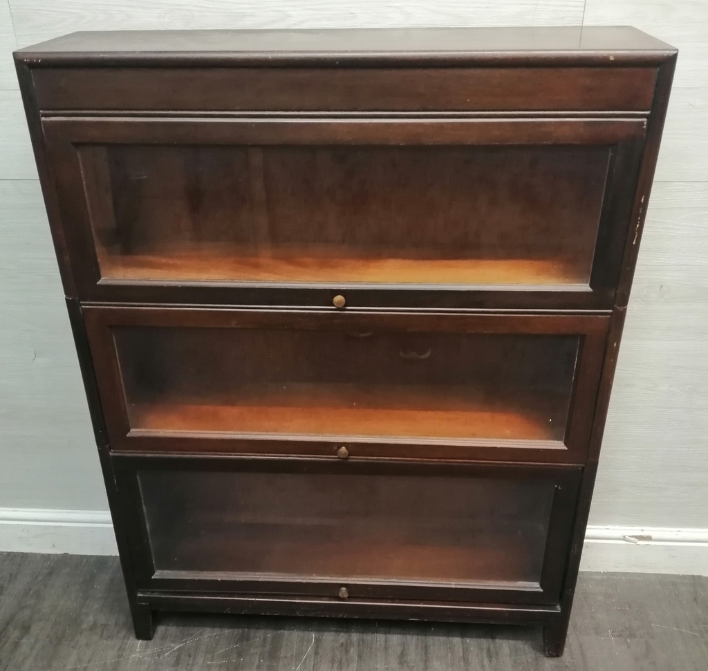 VINTAGE GLOBE WERNICKE  BOOKCASE