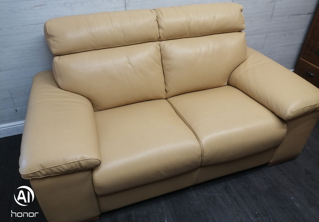 QUALITY ITAIALAN LEATHERSOFA SET