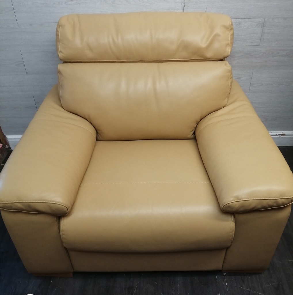 QUALITY ITAIALAN LEATHERSOFA SET