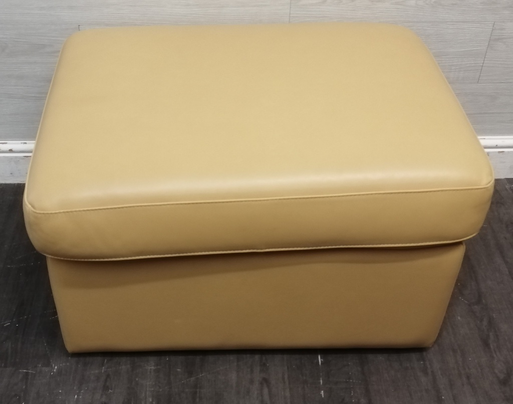 QUALITY ITAIALAN LEATHERSOFA SET