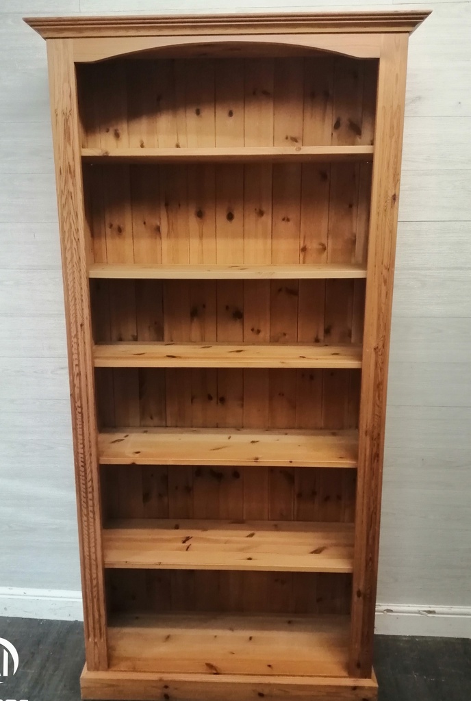 QUALITY SOLID PINE BOOKCASE