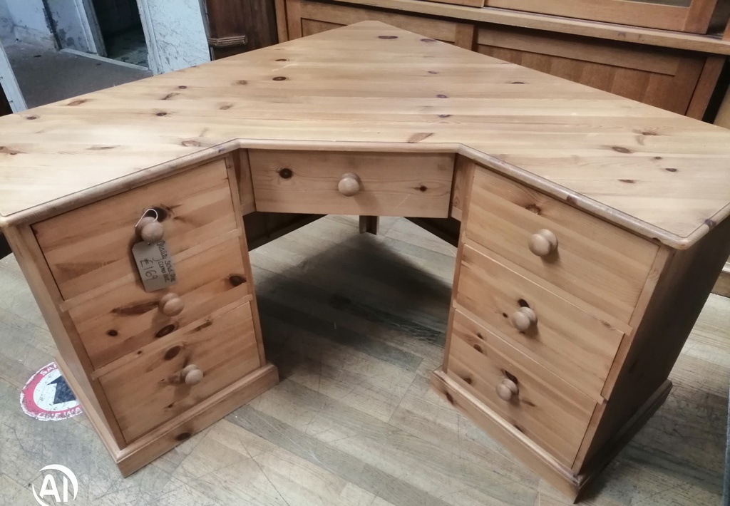 GREAT SOLID PINE CORNER DESK