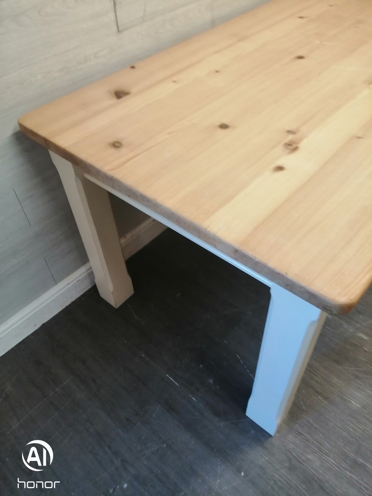 QUALITY 5FT PINE TABLE WITH DRAWER