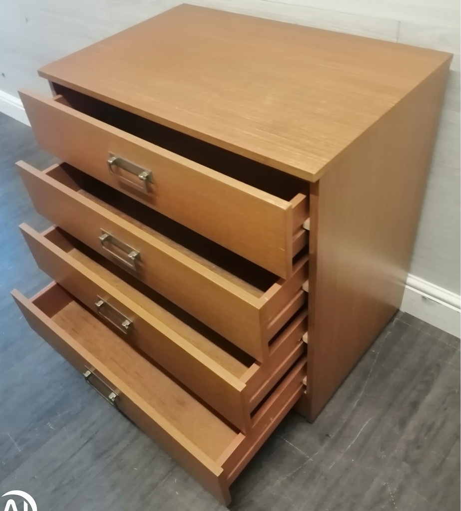 RETRO CHEST OF FOUR DRAWERS