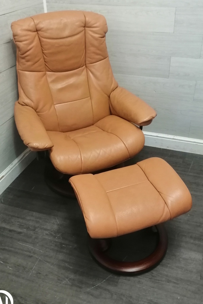 STRESSLESS  Leather Recliner Chair with Footstool