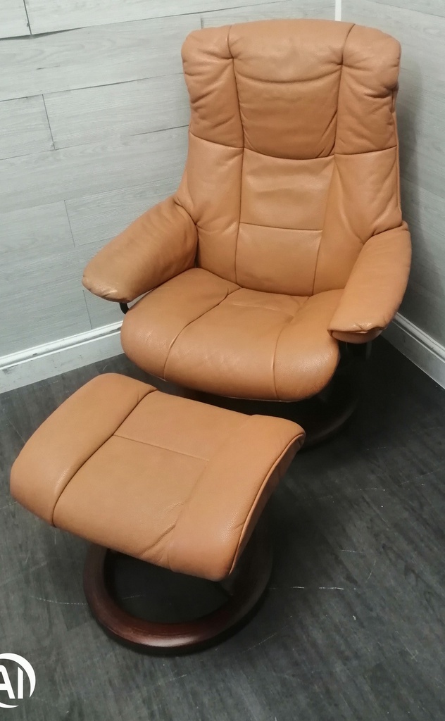 STRESSLESS  Leather Recliner Chair with Footstool
