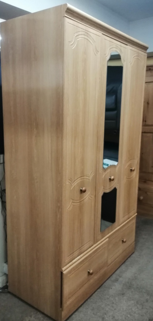 ALSTONS Cream Double Wardrobe with Mirror