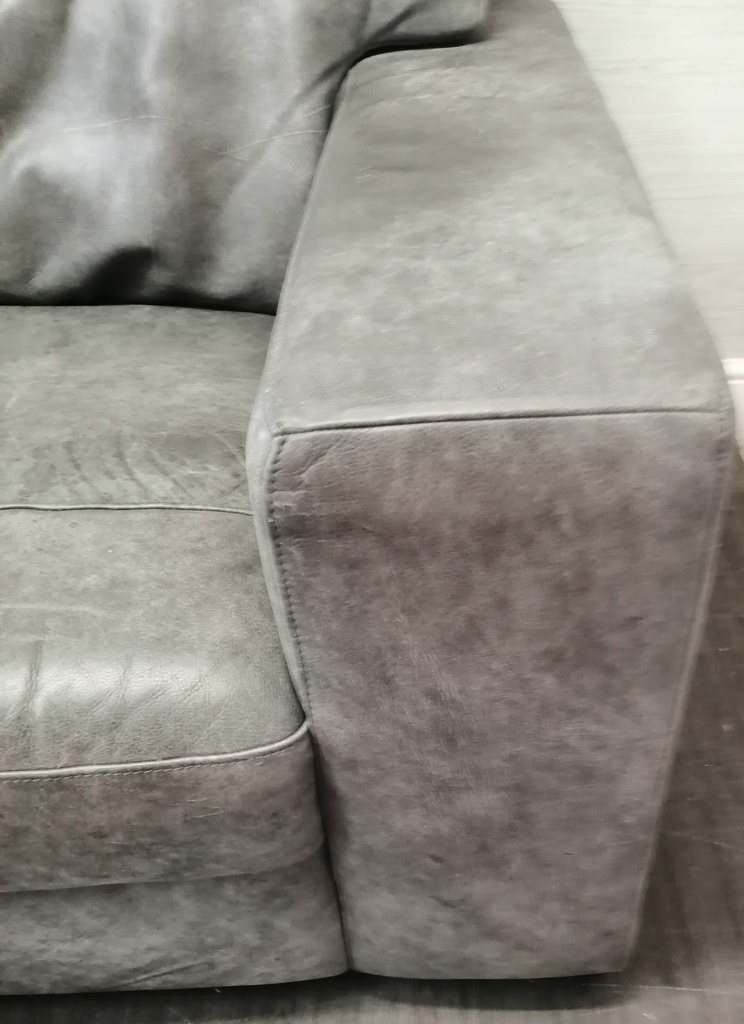 DFS Julius 4 Seater Grey Leather Sofa