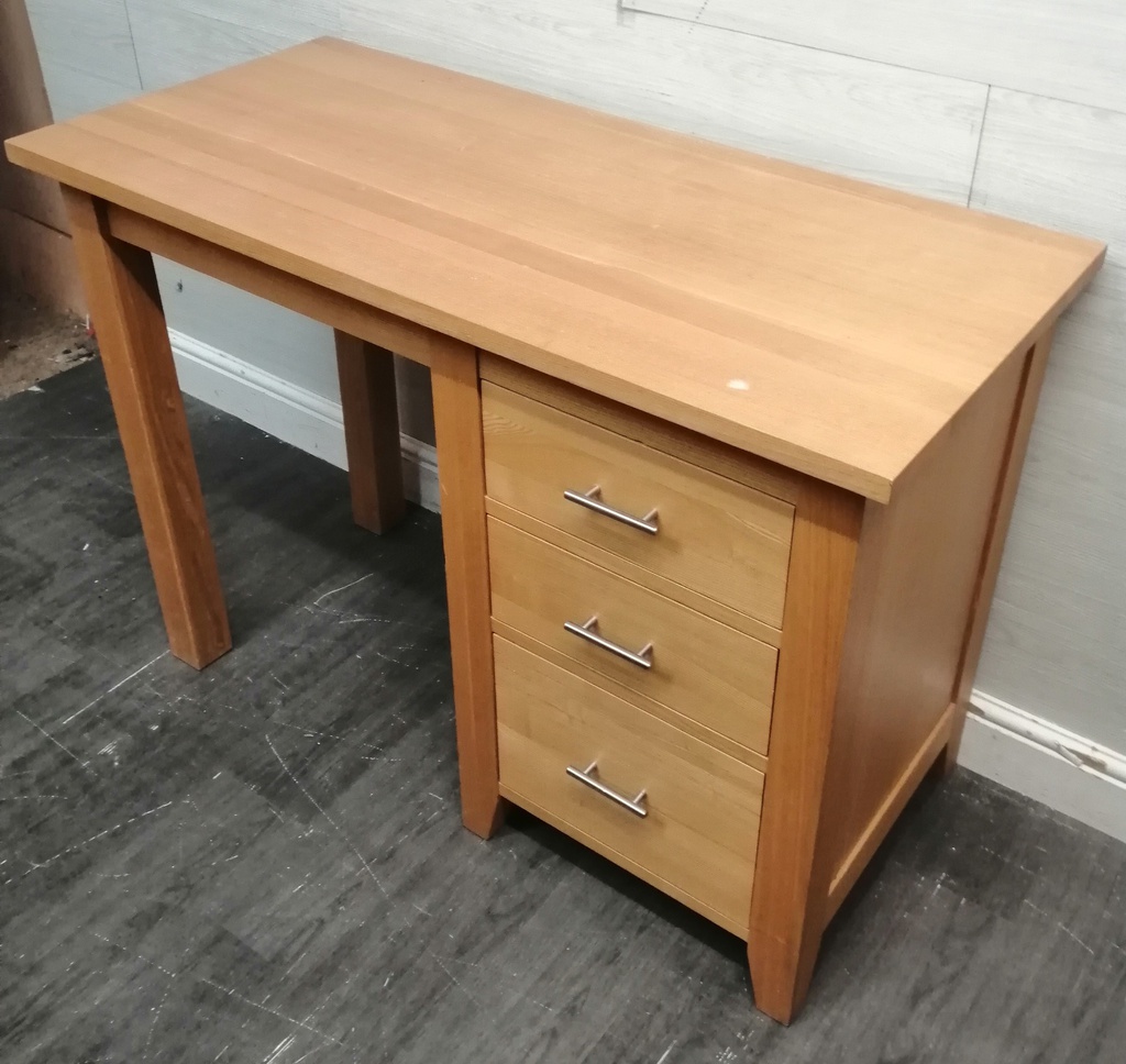 Lovely oak dressing table / desk