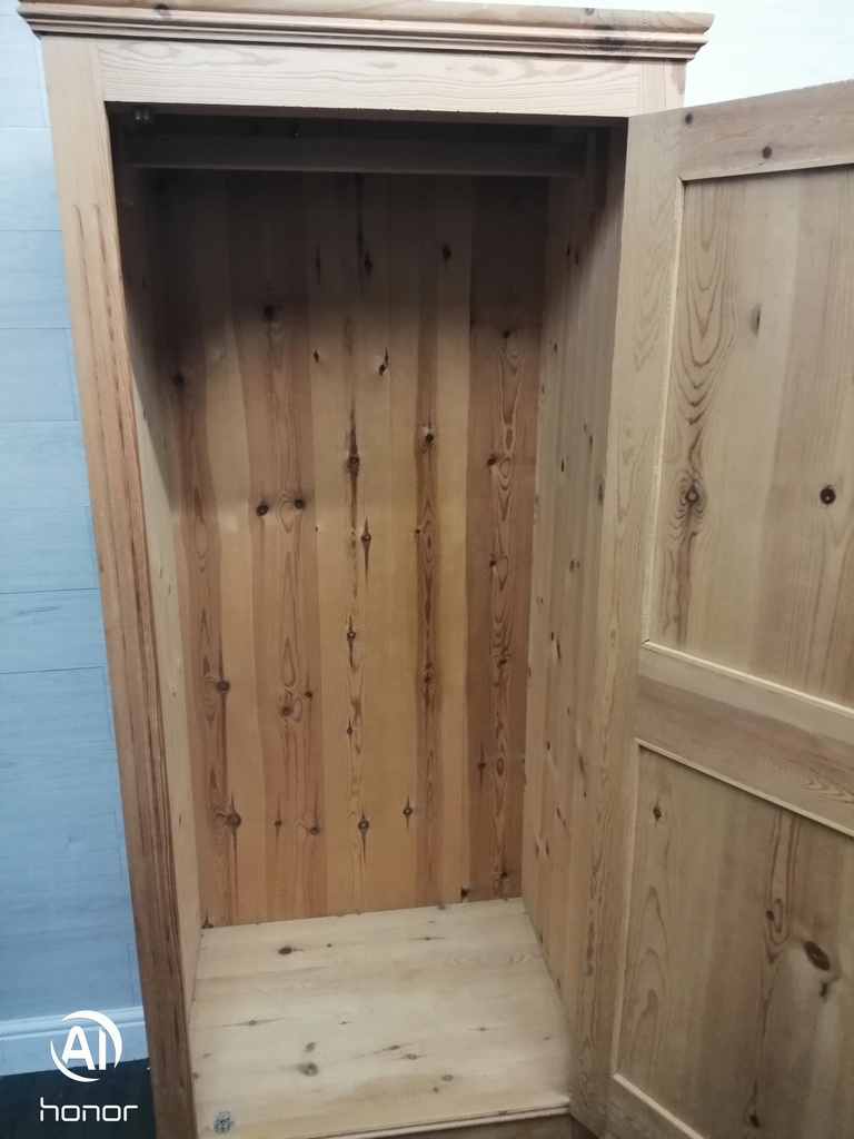 SINGLE DOOR SOLID PINE WARDROBE WITH DRAWER