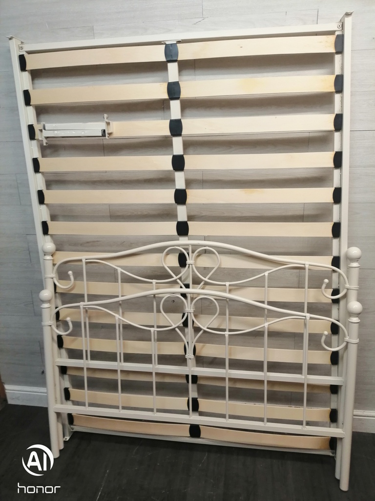 4ft 6" DOUBLE METAL CREAM BED FRAME