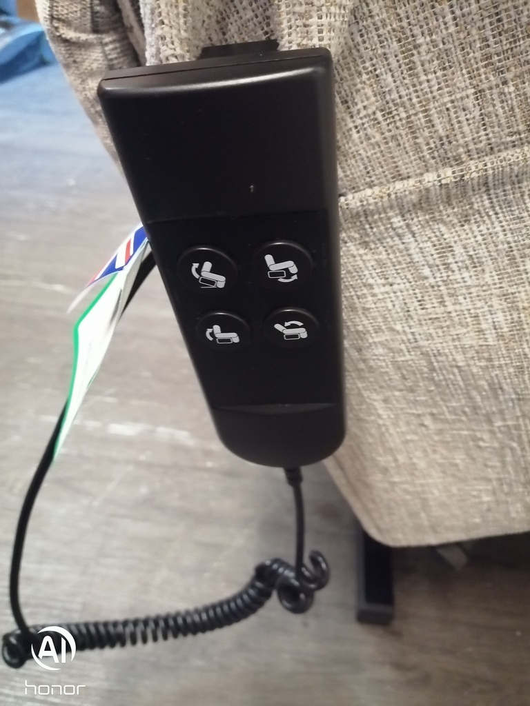 SEMINAR RISE AND RECLINE ARMCHAIR