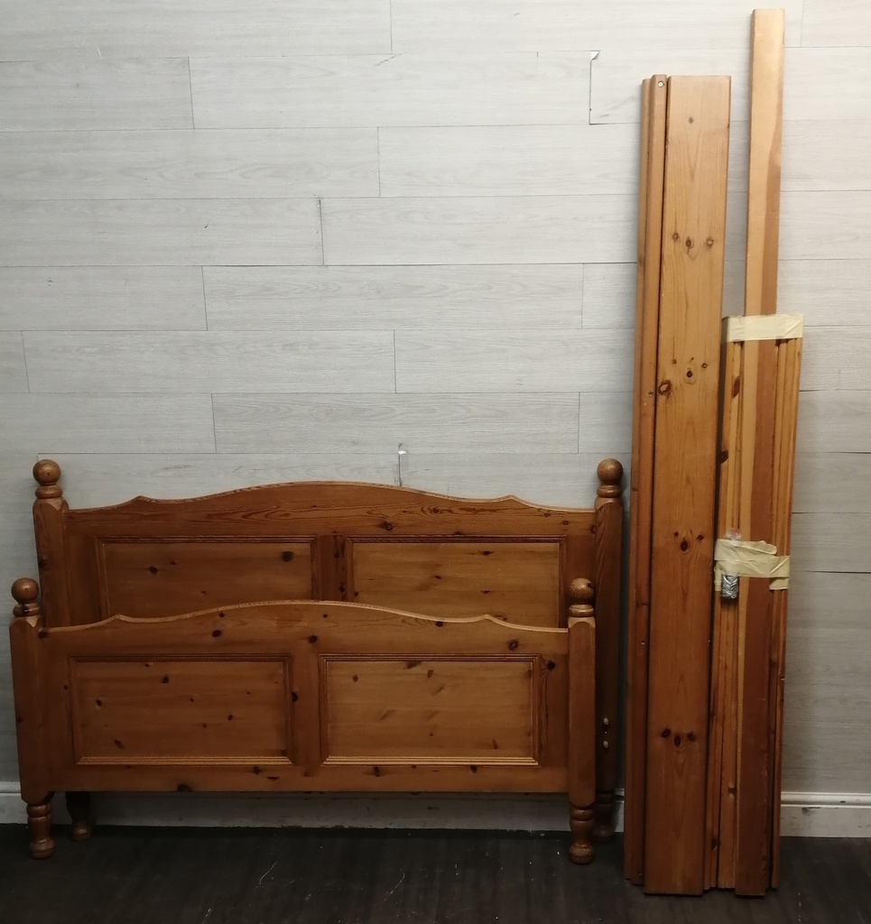 Qualiy solid pine 4ft6" bed frame