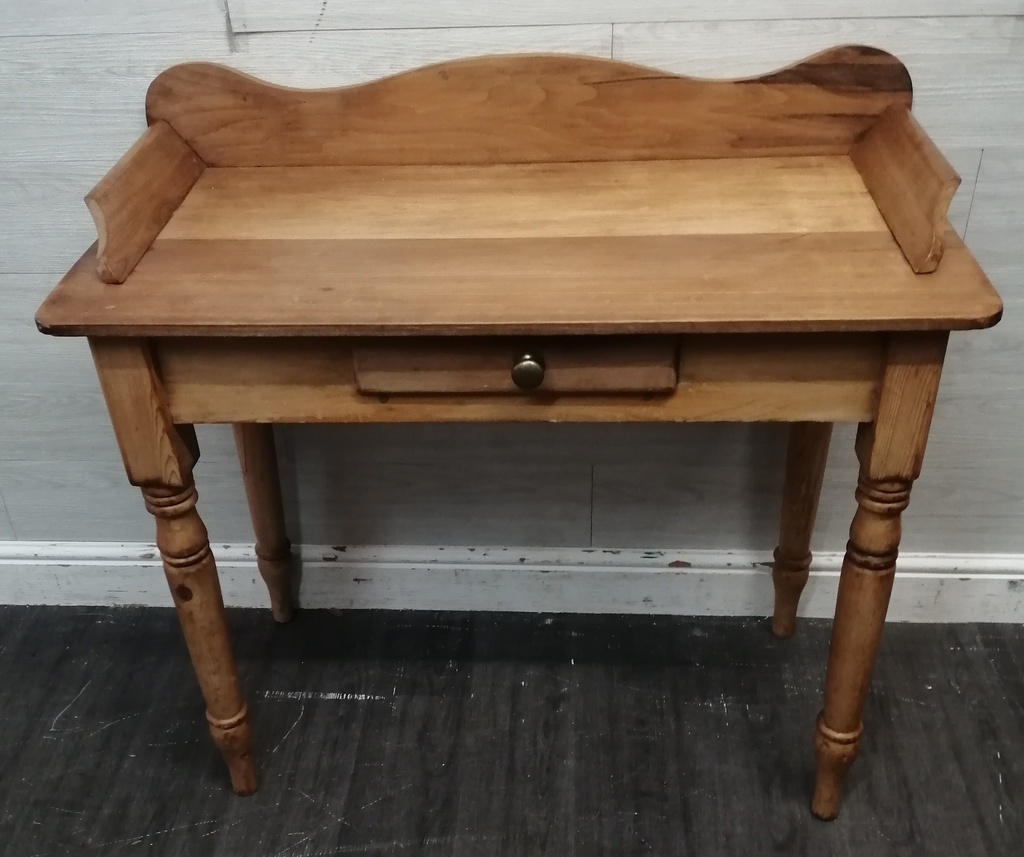 Lovely Old Pine Dressing Table / Desk/console table