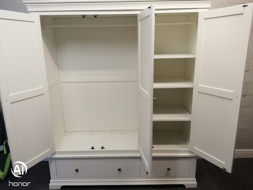 QUALITY LARGE TRIPLE  WHITE  WARDROBE