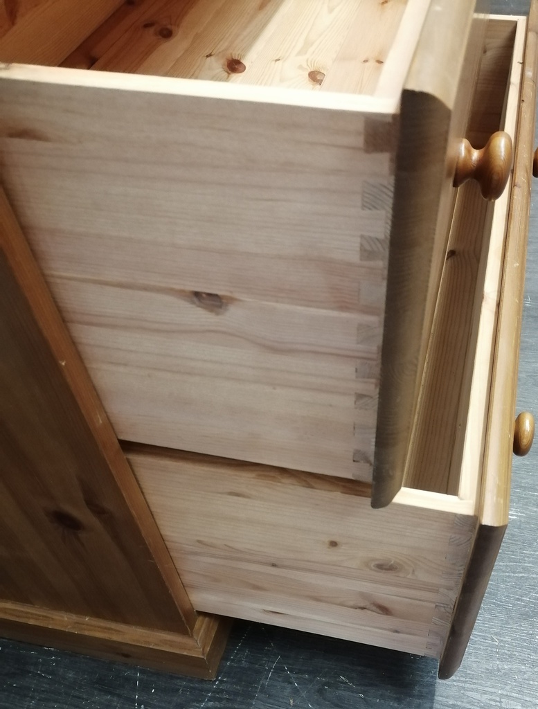 Solid pine top box triple wardrobe with drawers