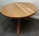 Quality oak round dining table