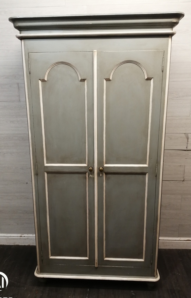 Painted solid pine painted wardrobe
