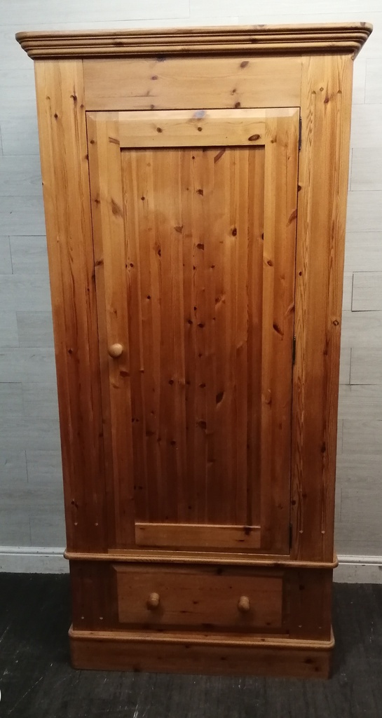 SINGLE DOOR SOLID PINE WARDROBE WITH DRAWER