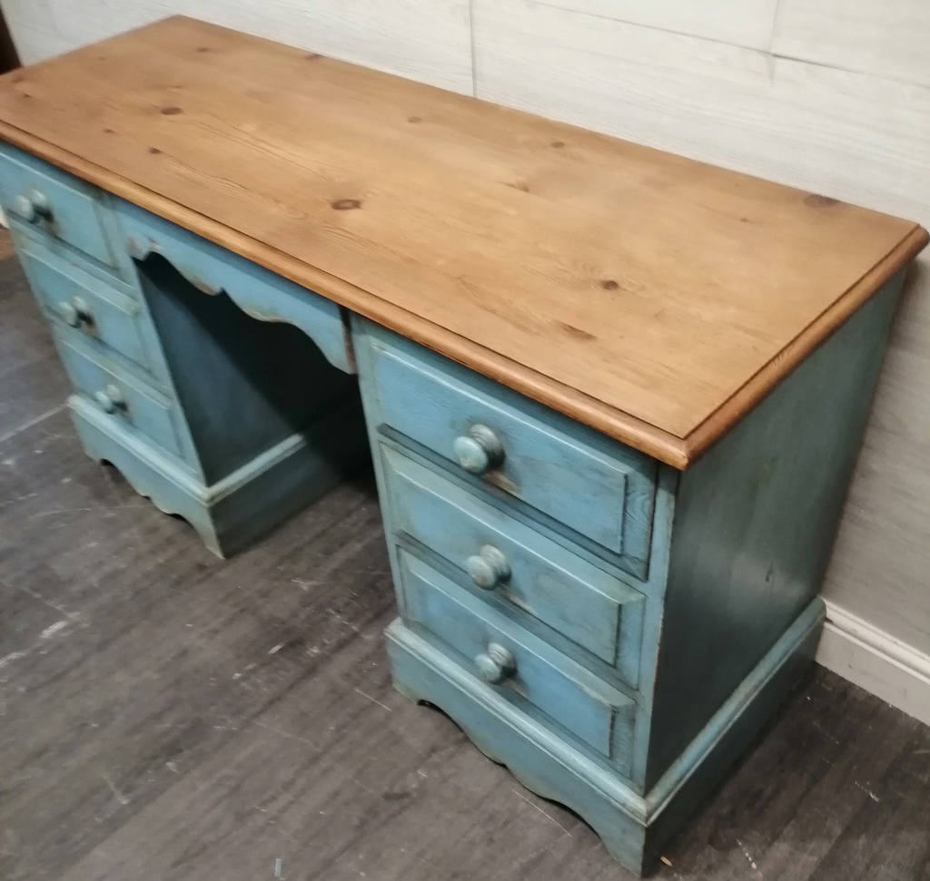 Solid Pine Painted Seven  Drawer Dressing Table / Desk