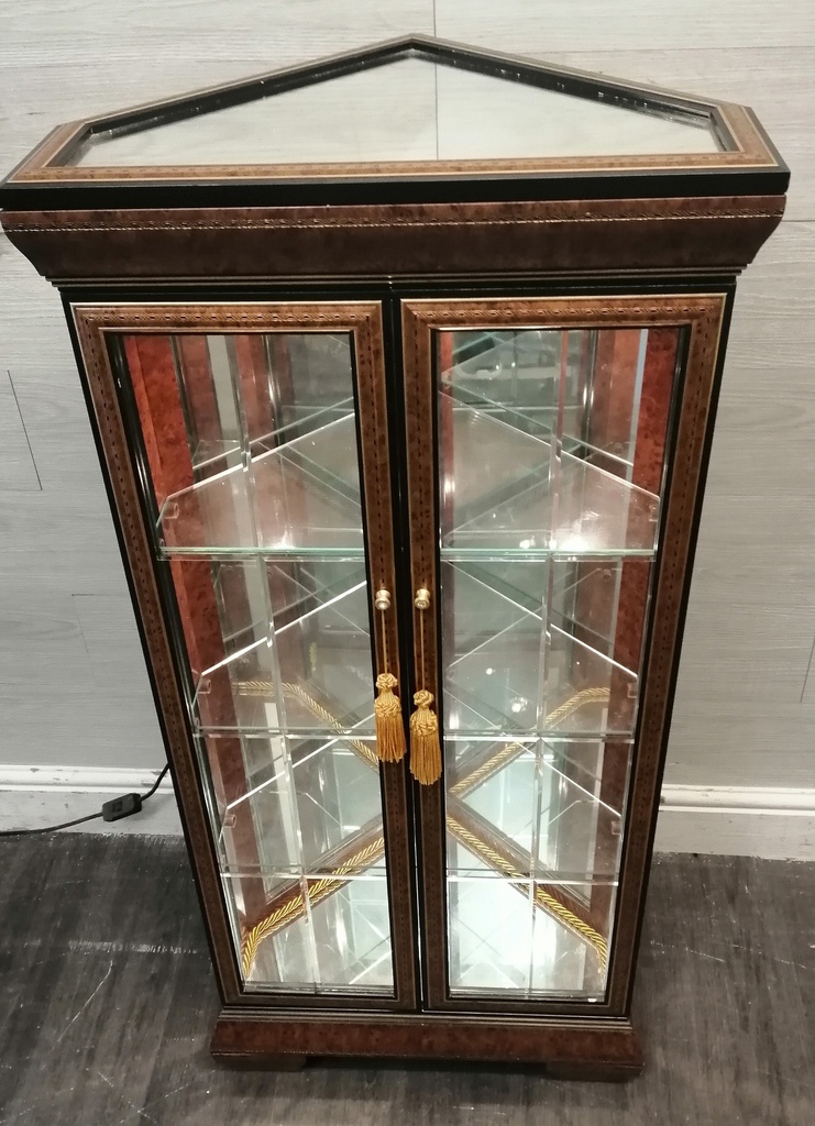 LOVELY NEAT GLAZED  CORNER DISPLAY UNIT