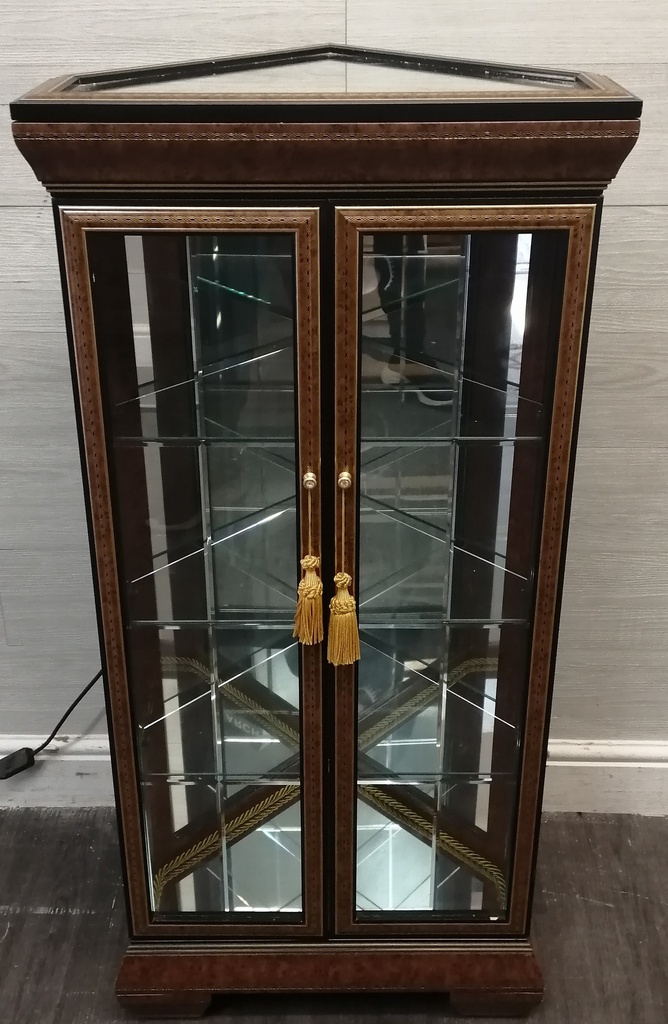 LOVELY NEAT GLAZED  CORNER DISPLAY UNIT